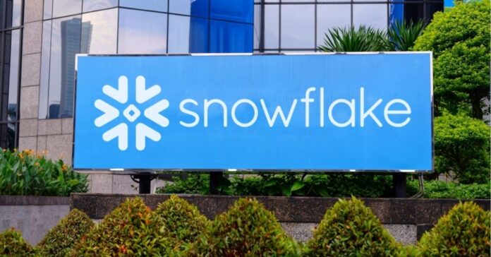 Snowflake Shares Dip After Announcing $2B Convertible Note Offering—What's Next?